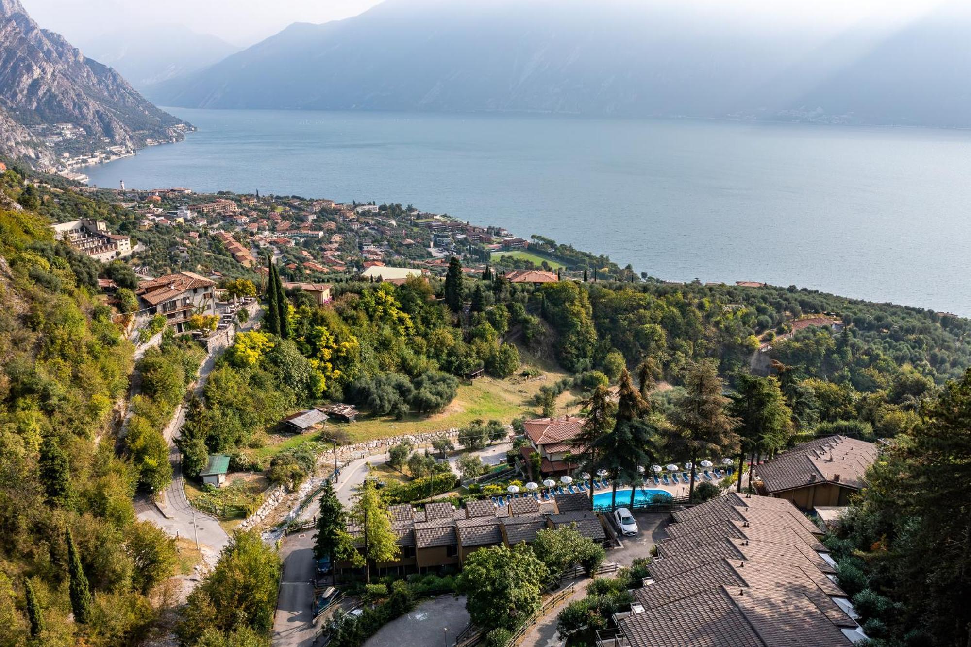Residence Oasi Лімоне-суль-Гарда Екстер'єр фото